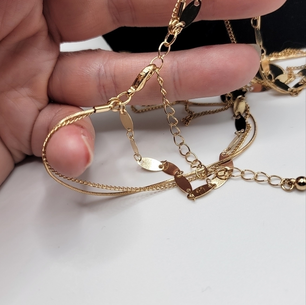 New Layered Necklace - Picture 4 of 4
